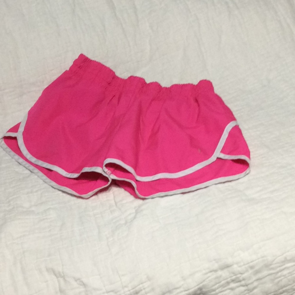 Danskin Now hot pink shorts with panty. K26